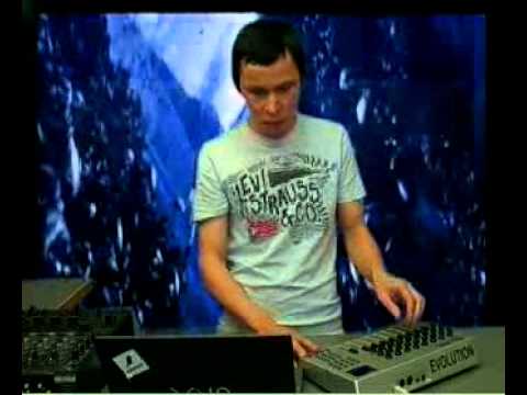 Tecnii @ RTS.FM Studio feat. VJ Mari - 17.10.2008: Live