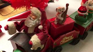 Santa Claus is Coming in a Boogie Woogie Choo Choo Train