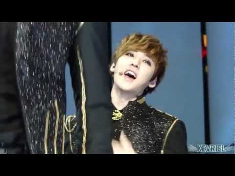 [FANCAM]111231 MBC가요대제전_0330+neverland+만만하니 (유키스 케빈/ukiss kevin)