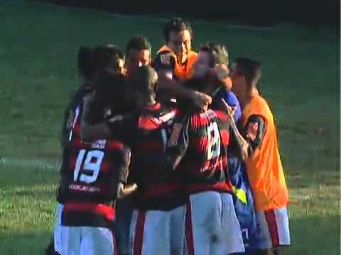 O gol de Flamengo 1 x 0 Resende pela 7170; rodada da Ta231;a Guanabara 2011.wmv