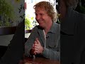 Pronk en Kemperink tasten elkaar af; ze beginnen over muziek | RTV Oost