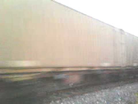 incredibile transito del merci TC 59122 a pozzallo