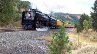 preview picture of video 'Steam Train:Union Pacific Railroad Steam Locomotive No. 844 Hilgard, Oregon Crossing'