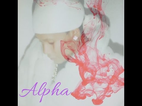 La-illa Alien (Alpha) Official Music Video 2016