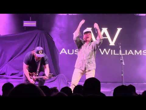 Austin Williams - Nothing Left But Leavin live 12/6/25 @ Revolution Concert House Boise, IF