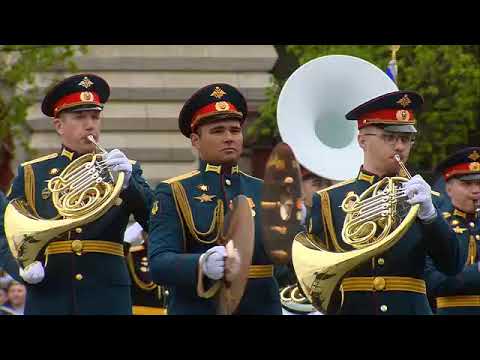 Original – Siegesparade in Moskau auf dem Roten Platz