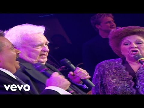Bill & Gloria Gaither - I Wouldn't Take Nothin' for My Journey Now [Live] ft. The Happy Goodmans