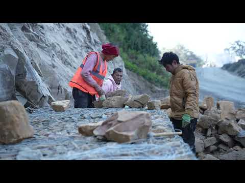 धुलिखेल-खावा सडकको काम धमाधम, समय भन्दा अघि नै सक्ने लक्ष्य