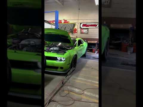 1000HP HELLCAT REDEYE DYNO PULL!
