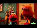 Elmo Doesn T Give Up Song Yet Song Sesame Street Little Children Big Challenges