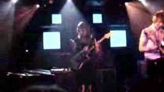 The Long Blondes - Giddy Stratospheres (Live)