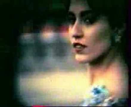 Ma Senorita - Clip video réalisé en 1992 par Island Re