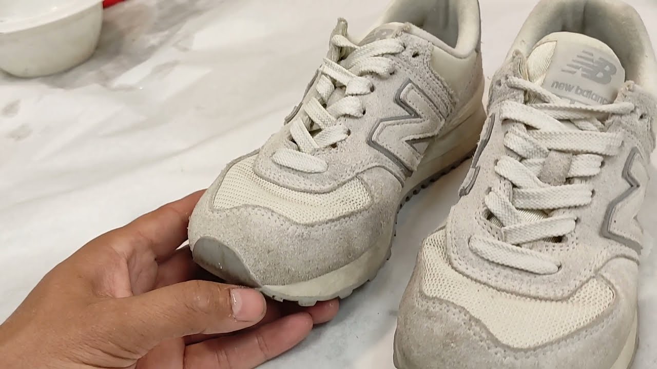 Watch New Balance White suede sneakers cleaning Now New Balance White suede sneakers cleaning