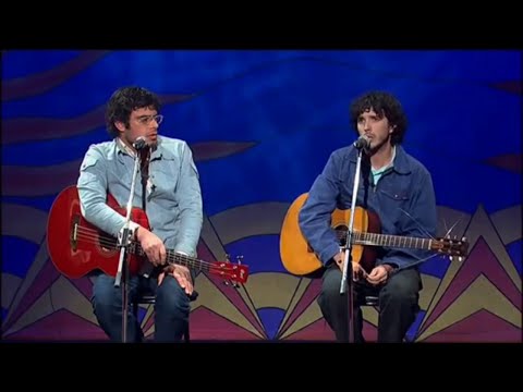 Flight of the Conchords - Hiphopopotamus vs. Rhymenoceros live on World Comedy Unplugged (2004)