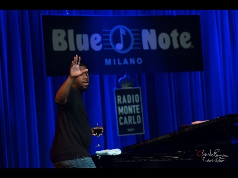 Robert Glasper Trio - Levels - Live @ Blue Note Milano