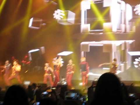 Infinite in dubai -131206 - Tic Toc