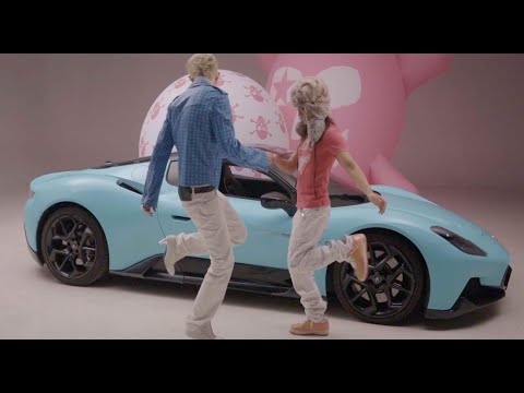 she sing it-Billionhappy+SEBii(Official Music Video)