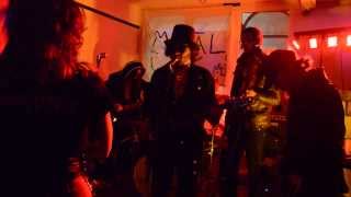 METAL CaSTLe - Garden Grahams (Live @ The Union Bar 7/3/14)