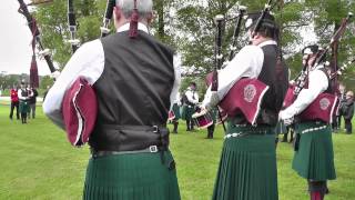preview picture of video 'Enniskillen 2014 - St Laurence O'Toole Pipe Band - Medley'