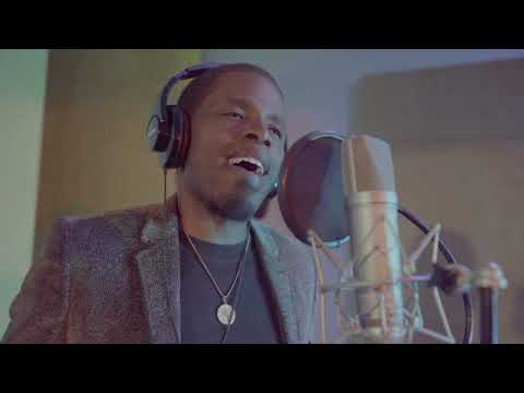 Toto ST - AMANHACEU   [Studio Video Session]