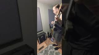 Video thumbnail for Strat and overdrive through a peavey nashville 400 by Matt Spinks