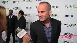 Mark Derwin at the Premiere of \