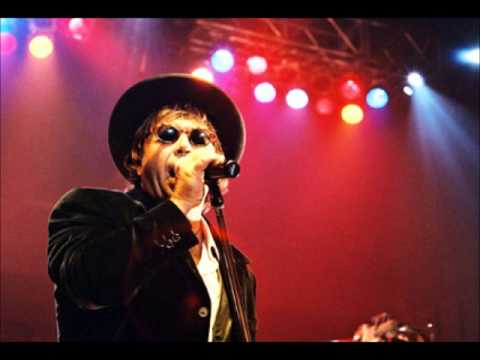 Peter Lovšin-Sam en majhen poljub