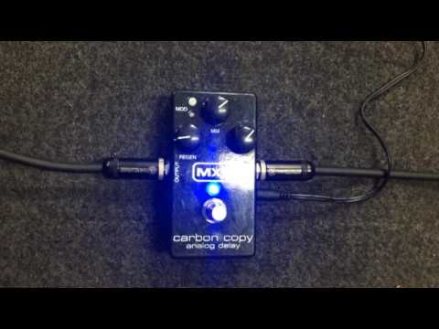 Mgeareview - "MXR Carbon Copy Analog Delay"