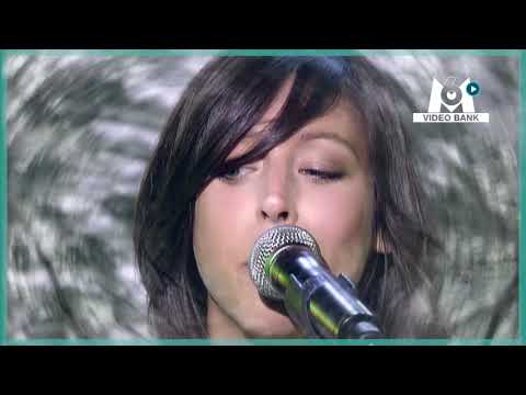 Rose en live sur scène ! // Extrait archives M6 Video Bank