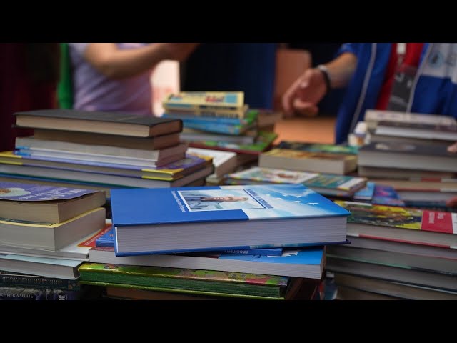 Активисты «Движения Первых» собрали более 500 книг для детей из бывших украинских регионов