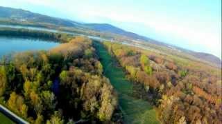 preview picture of video 'FPV-Flug Weikerlsee mit FPV Einblendung'