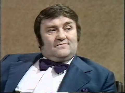 Parkinson - Les Dawson - 1974.avi