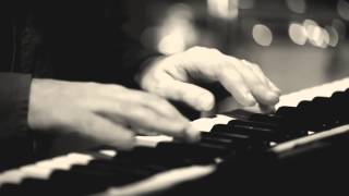 *Dos capítulo 3 Andres Hayes- Mono Fontana " A call for all Demons" (Sun Ra)