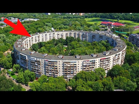 The MINDBLOWING USSR Building In Central Moscow