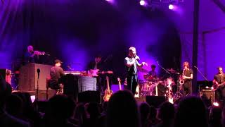 Amos Lee  9/20/2018 -  Bottom Of The Barrel