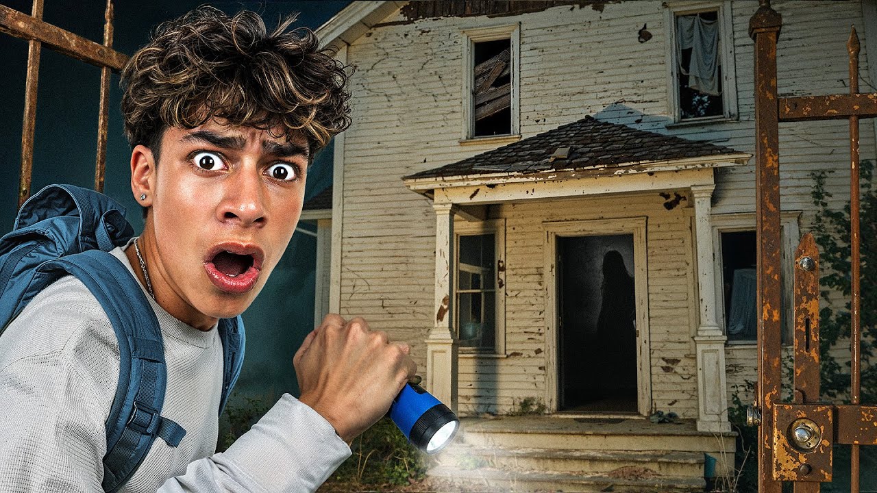 I Snuck into an ABANDONED Home