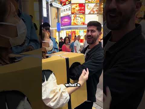 Don’t You Dare Put Your Hand in This Box 😱 #shorts