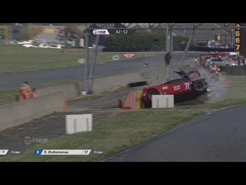 Fuerte accidente de un Ferrari 458 GT3 en Nogaro, Francia