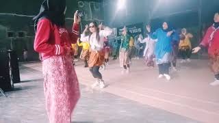 Download lagu Senam kreasi daun Puspa Nopi gantini mp3 Download lagu Senam kreasi daun Puspa Nopi gantini mp3