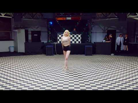 Hellovenus - Wiggle wiggle (cover by Q) Блок 2 [MaD old party] 21.08.21
