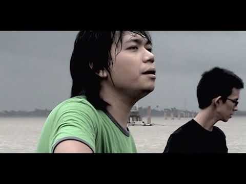 မင်းနဲ့ငါနဲ့ - မောင်မောင်ဇော်လတ် (The Ants)မင္းနဲ႕ငါနဲ႕ Official MV