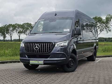 Mercedes-Benz Sprinter video nahled