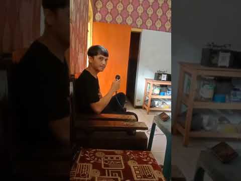 Di batas kota ini(versii:Tedjo mbedik wong jowo)