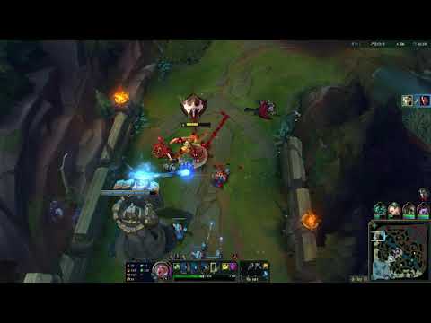 Riven vs Darius (with neat wallhop)