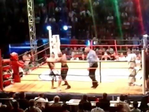 Matias "la Cobrita" Rueda vs Leandro Perez Pinto, 8° Round y KO