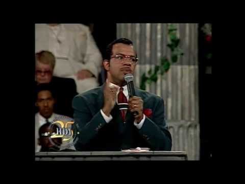 download lagu mp3 mp4 Oral Roberts Carlton Pearson, download lagu Oral Roberts Carlton Pearson gratis, unduh video klip Oral Roberts Carlton Pearson