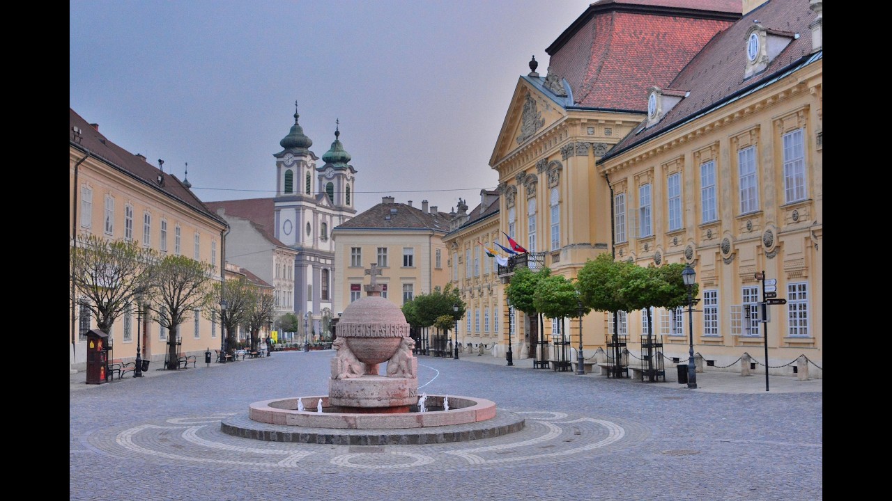 Live webcam view of Országalma Monument, Székesfehérvár
