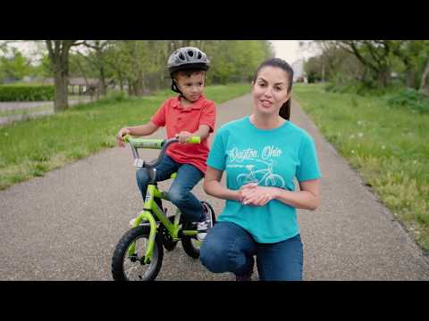 thumbnail video image 2 of Bicicleta Infantil Huffy Frozen Rodada 16, 2 of 5