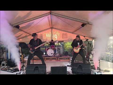 Stará škola - Stará škola - Sousedi