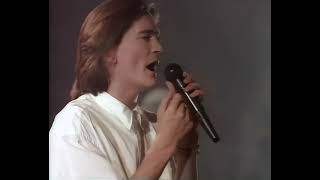 Feargal Sharkey - A Good Heart (1985 Official Video) 🎞️4K🎞️